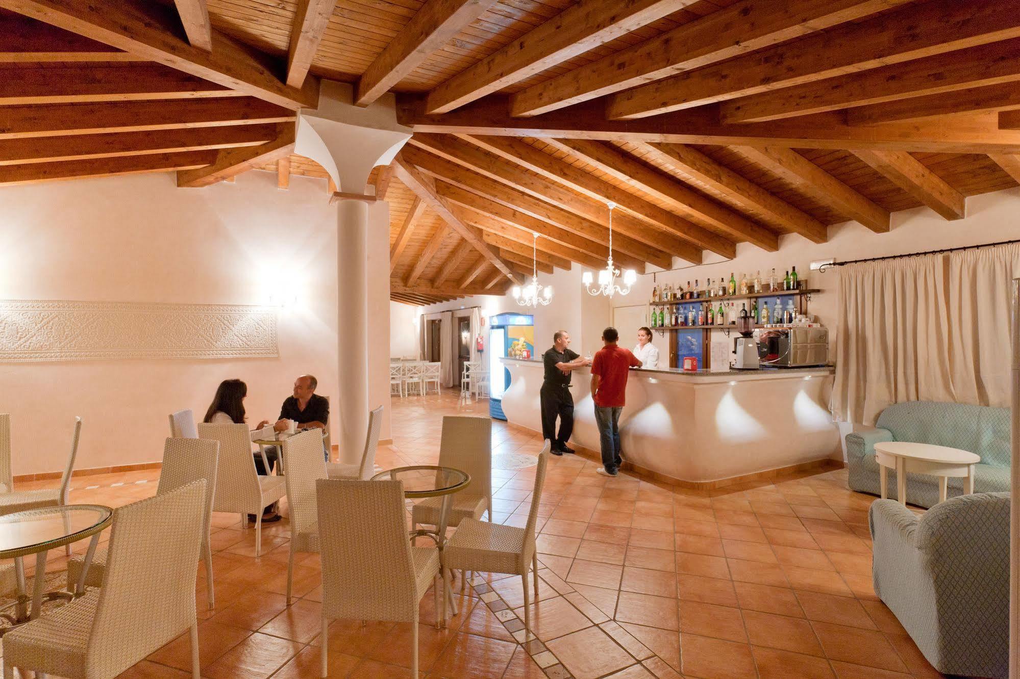 Borgo Dei Pescatori Hotel Aglientu Exterior photo