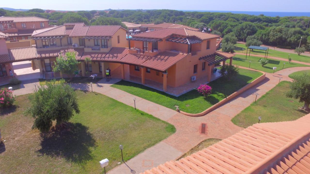 Borgo Dei Pescatori Hotel Aglientu Exterior photo