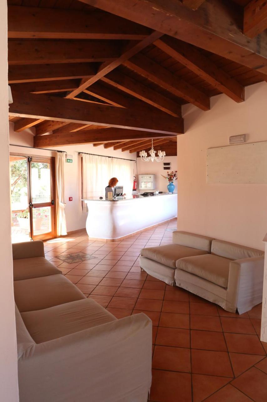 Borgo Dei Pescatori Hotel Aglientu Exterior photo