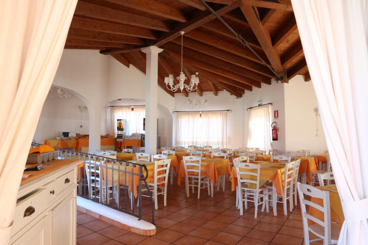 Borgo Dei Pescatori Hotel Aglientu Exterior photo